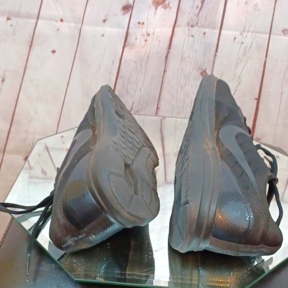 Nike‎ Training Men's Athletic Sneakers 9.5 M - Picture 6 of 11